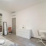 Guesthost - San Giacomo District Modern Trieste